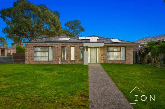2 Frogmore Lane, Cranbourne North, Vic 3977