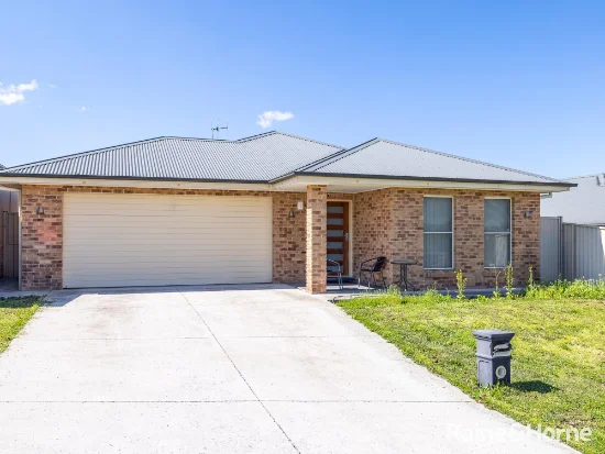 2 Gibsone Drive, Kelso, NSW 2795