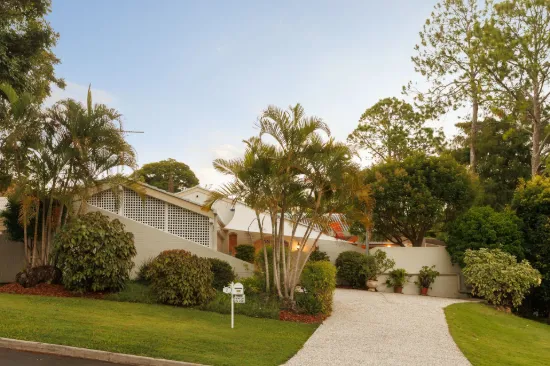 2 Gleneagle Street, Kenmore, Qld 4069