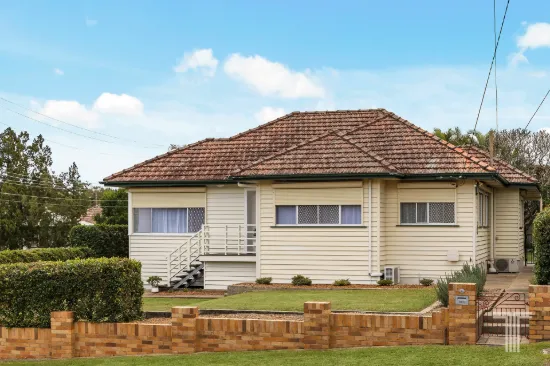 2 Gorban Street, Holland Park, Qld 4121
