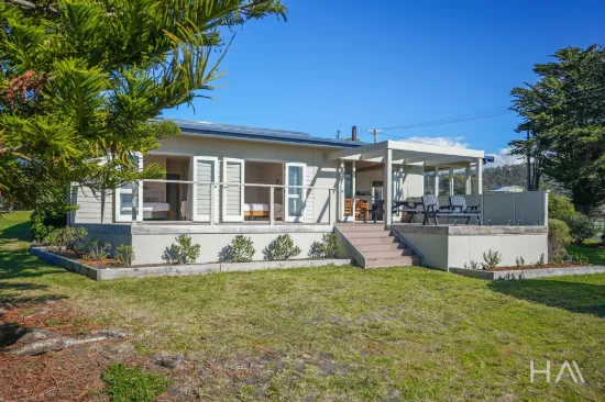 2 Gordon Street, Bicheno, Tas 7215