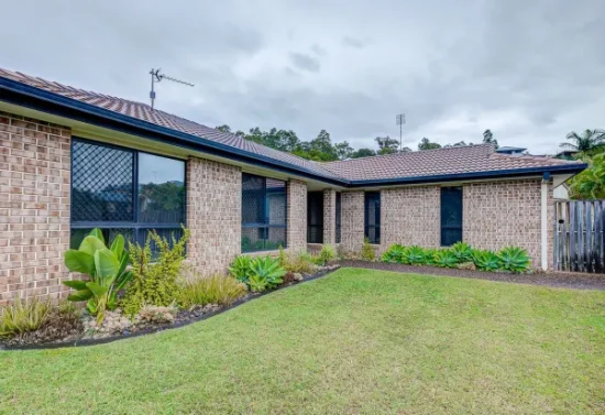 2 Gould Place, Pacific Pines QLD 4211-Image