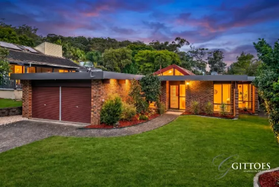 2 Greenslope Drive, Green Point, NSW 2251