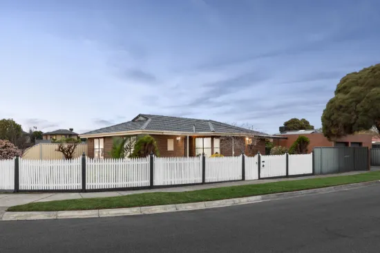 2 Haileybury Court, Keysborough, Vic 3173
