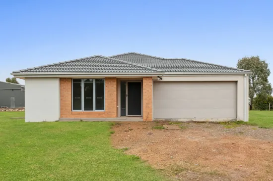2 Hammond Court, Broadford, Vic 3658