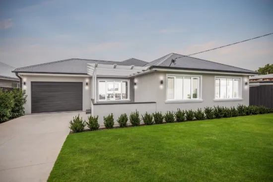 2 Harvey Avenue, Herne Hill, Vic 3218