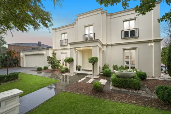 2 Hermitage Place, Rowville, Vic 3178