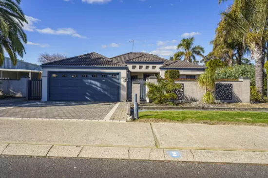 2 Hermitage Street, Dudley Park, WA 6210