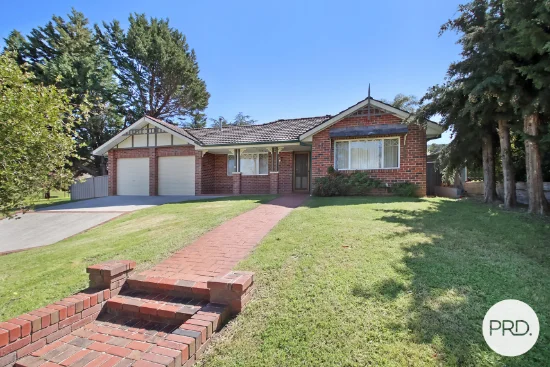 2 Highgrove Place, West Albury, NSW 2640