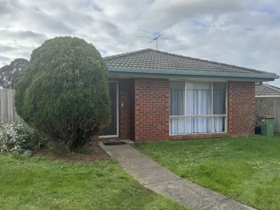 2 Highmount Drive, Hampton Park, Vic 3976