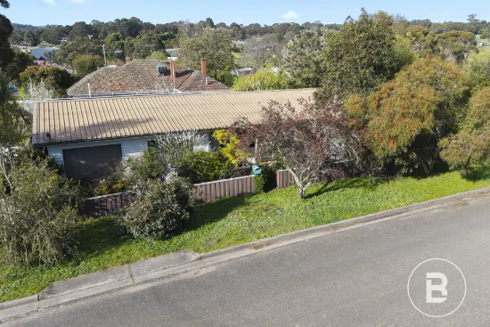 2 Hill Street, Beaufort, Vic 3373