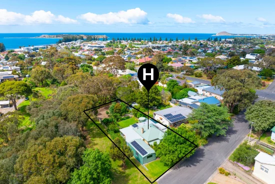 2 Hillview Road, Victor Harbor, SA 5211