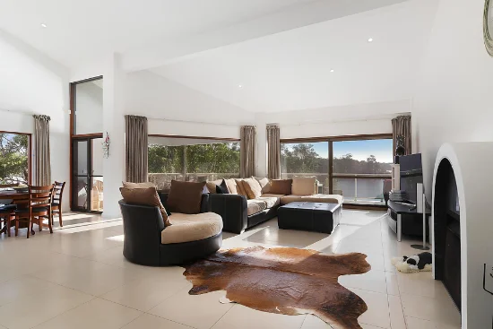 2 Ilma Avenue, Kangaroo Point, NSW 2224