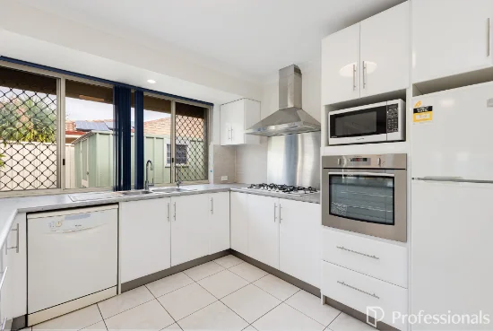 2 Joy Close, Willetton, WA 6155