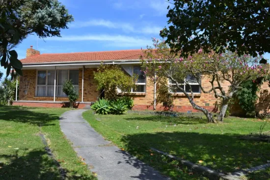2 Kallista Road, Springvale, Vic 3171