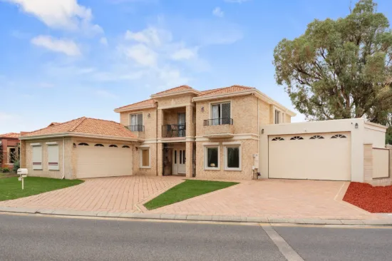 2 La Spezia Drive, Secret Harbour, WA 6173