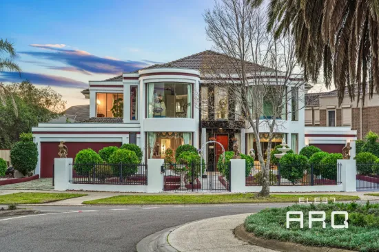2 Lake Logan Way, Caroline Springs, Vic 3023