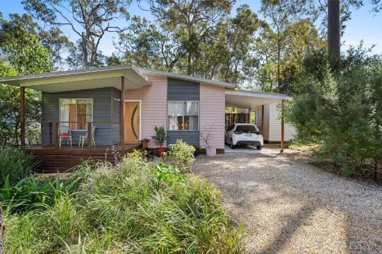 2 Lake Point Way, Murrays Beach, NSW 2281