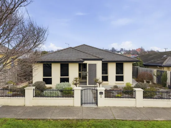 2 Landsborough Avenue, Newstead, Tas 7250
