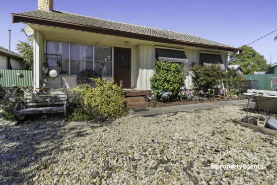 2 Langlands Street, Horsham, Vic 3400