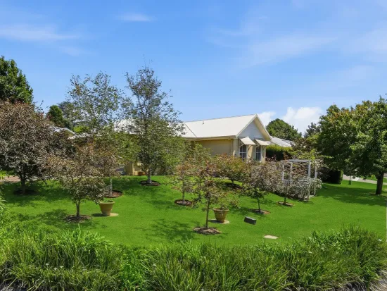 2 Lansdown Place, Moss Vale, NSW 2577