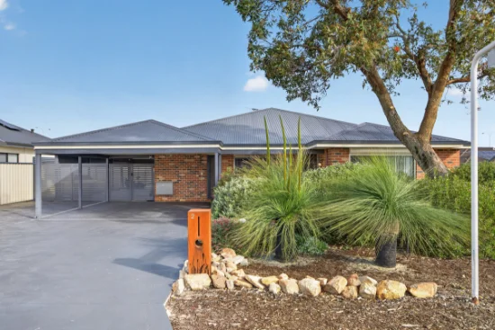 2 Leeuwin, Bertram, WA 6167