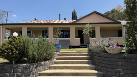 2 Lister Street, Monto, Qld 4630