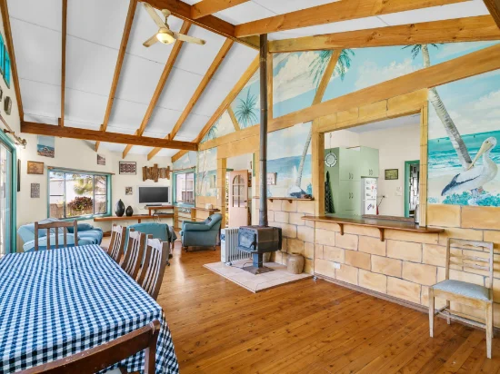 2 Little Street, Harrington, NSW 2427