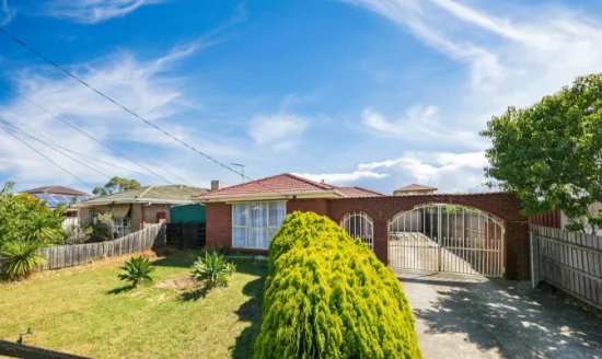 2 Lovell Drive, St Albans, Vic 3021