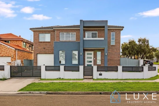 2 Lowe Street, Merrylands, NSW 2160