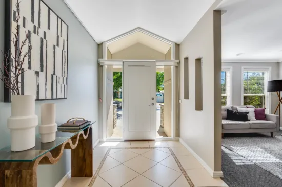 2 Lytham Ct, West Wodonga, Vic 3690-Image