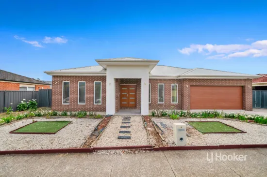 2 Maclarens Close, Manor Lakes, Vic 3024