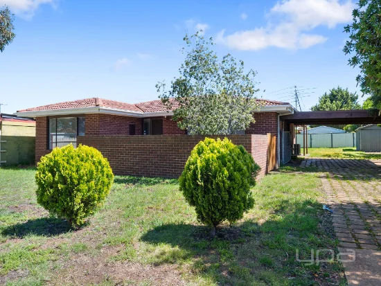 2 Madeleine Place, Melton West, Vic 3337