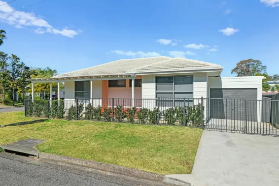 2 Mahogany Crescent, Gateshead, NSW 2290