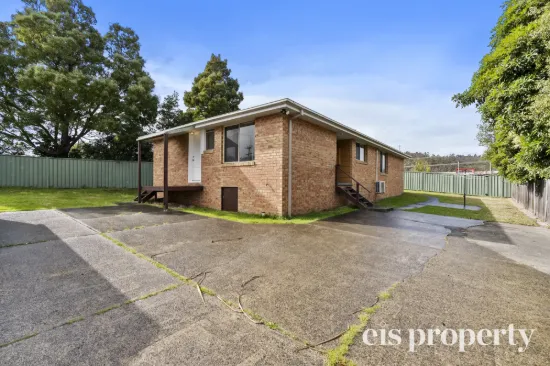 2 Manor Gardens, Kingston, Tas 7050