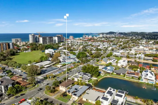 2 Marlin Court, Palm Beach, Qld 4221