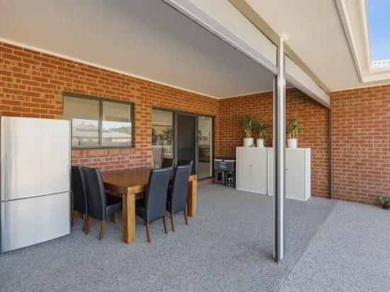 2 Mayfair Drive, Benalla, Vic 3672-Image