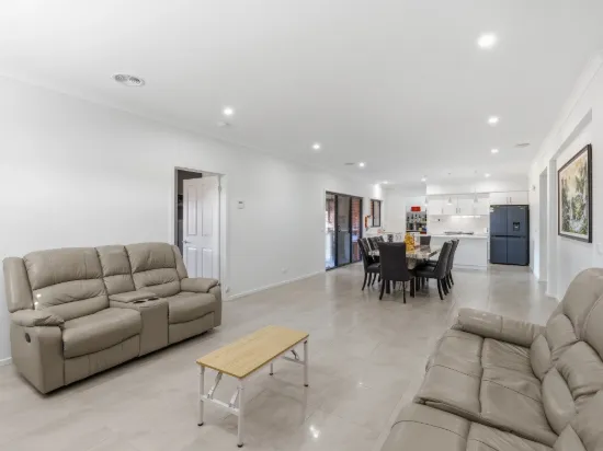 2 Mayfair Drive, Benalla, Vic 3672-Image