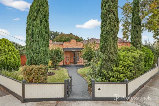 2 Moira Avenue, Carnegie, Vic 3163