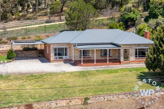 2 Morialta Lane, Norton Summit, SA 5136