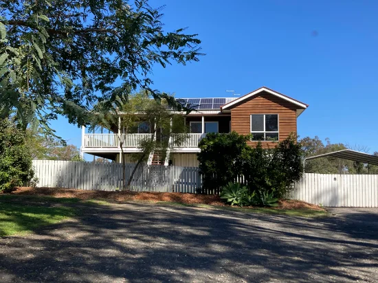 2 Mountain View Drive, Plainland, Qld 4341