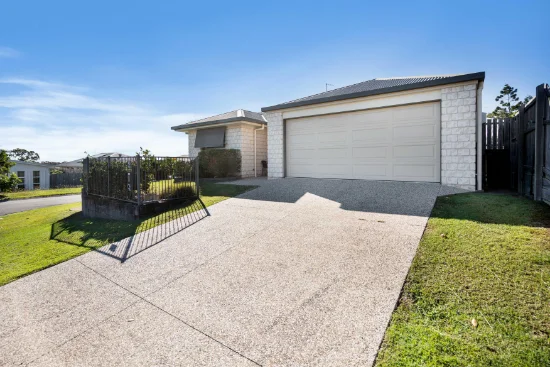 2 Munro Way, Urraween, Qld 4655