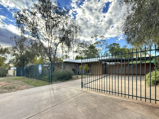 2 Nardoo Court, Sadadeen, NT 0870 - For Sale