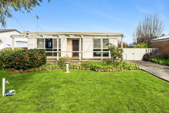 2 Narvik Avenue, St Leonards, Vic 3223