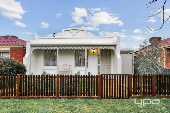 2 Osborne Terrace, Roxburgh Park, Vic 3064