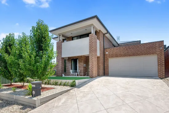 2 Oxford Terrace, Strathdale VIC 3550-Image