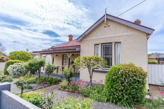 2 Parkes Street, Cowra, NSW 2794
