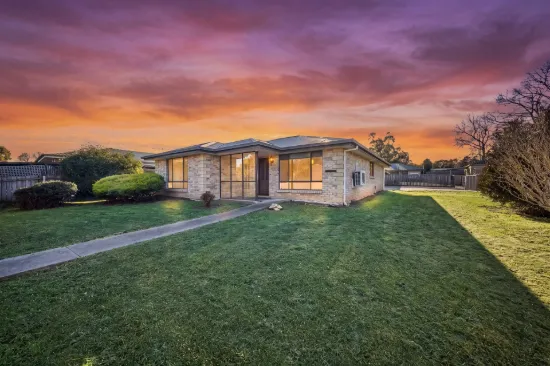 2 Patricia Place, Newnham, Tas 7248