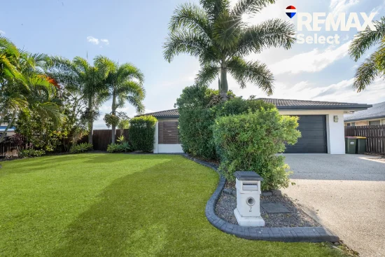 2 Peacock Place, Marian, Qld 4753 - Sold