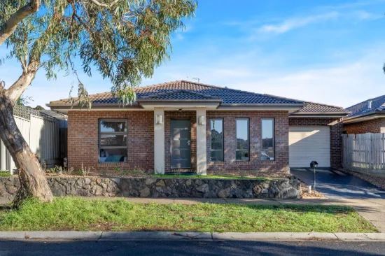 2 Pearl Drive, Craigieburn VIC 3064-Image
